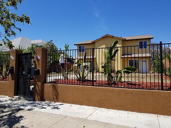 Front, gate full view