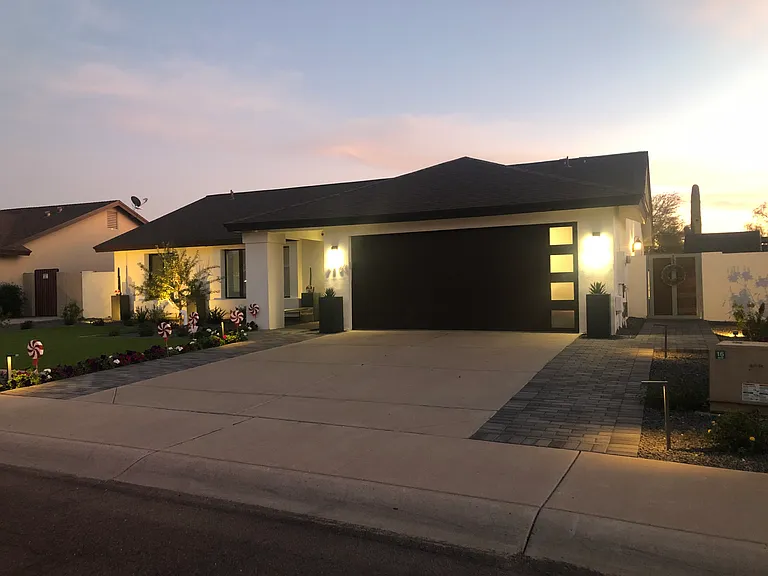 6809 E Kelton Ln — Photo 13