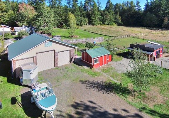 4th image of 3705 92nd Ave NW