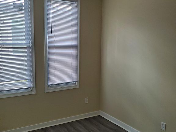 4th image of 2336 N Colorado St #1
