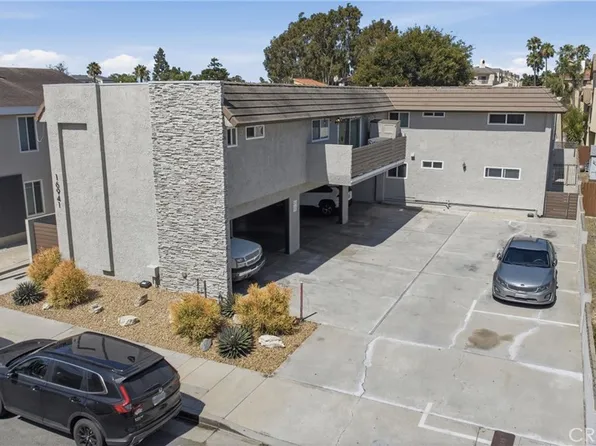 16941 Hoskins Ln, Huntington Beach, CA 92649