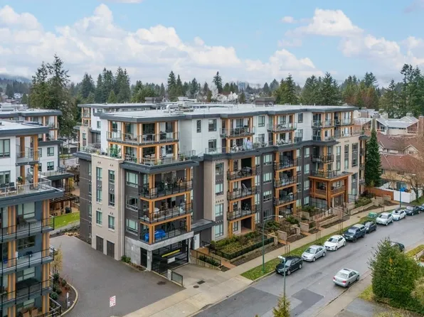 741 Anskar Ct #305, Coquitlam, BC V3J 4J2