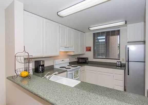 2nd image of 78-6800 Alii Dr #6/204