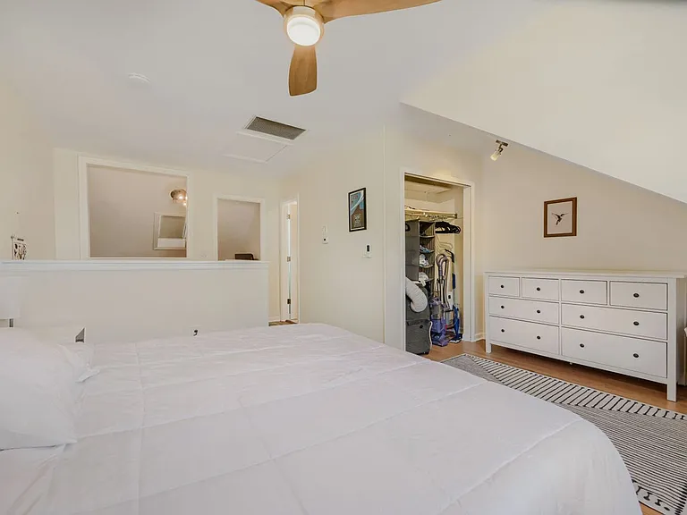 3015 Edison Ct — Photo 17