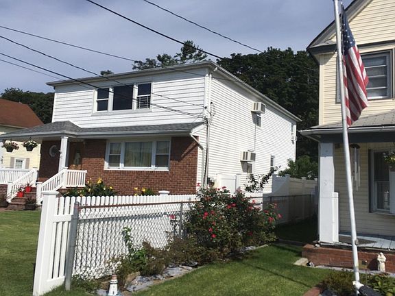 2nd image of 41 Jefferson Ave