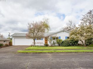 6831 SW 13th Ave, Portland, OR 97219