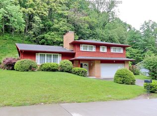 714 Glenridge Rd, Charleston, WV 25304