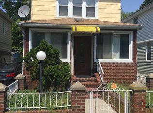 21811 104th Ave, Queens Village, NY 11429