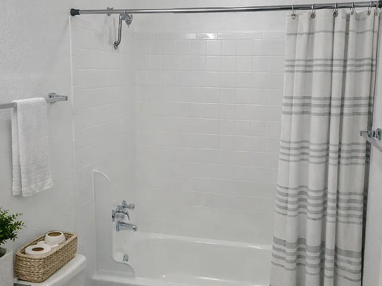2131 Sacramento St #4 — Photo 18