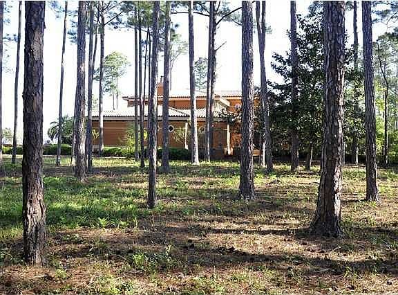 5th image of 3216 Bay Estates Dr