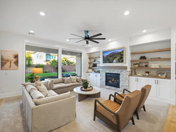 997 E Iron Horse Dr, Washington, UT 84780