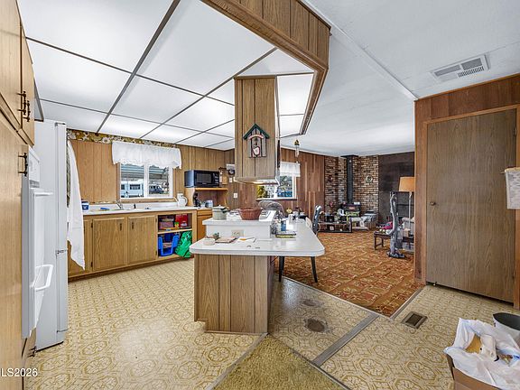 5th image of 12085 Albert Way