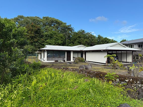 2nd image of 1109 Malanani Pl