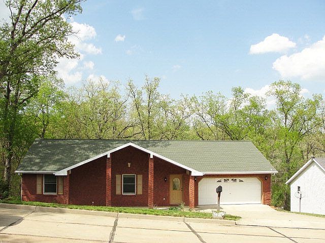 1st image of 2738 Deardane Dr