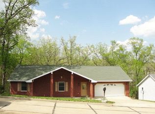 2738 Deardane Dr, Jefferson City, MO 65109
