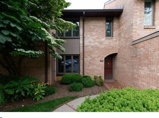 156 Woodgate Ln, Paoli, PA 19301