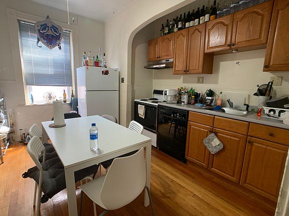 2nd image of 65 Saint Marys St #505