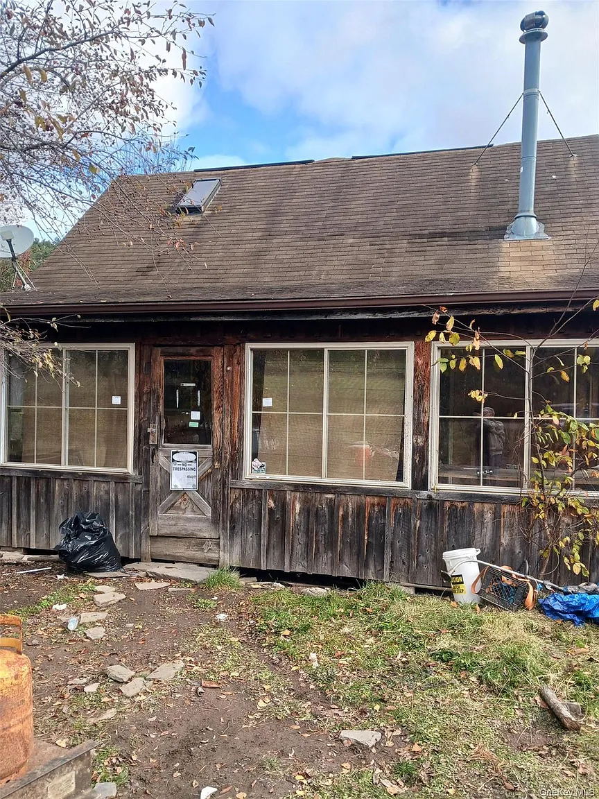 115 Cinnamon Lane photo 1