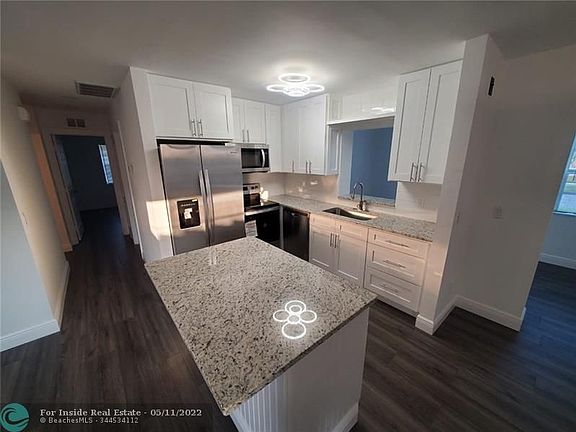 2nd image of 2236 Greenwich Dr
