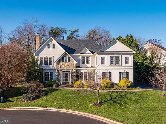 2nd image of 8620 Woodwren Ln
