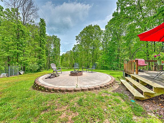 4th image of 17155 Deer Park Ln