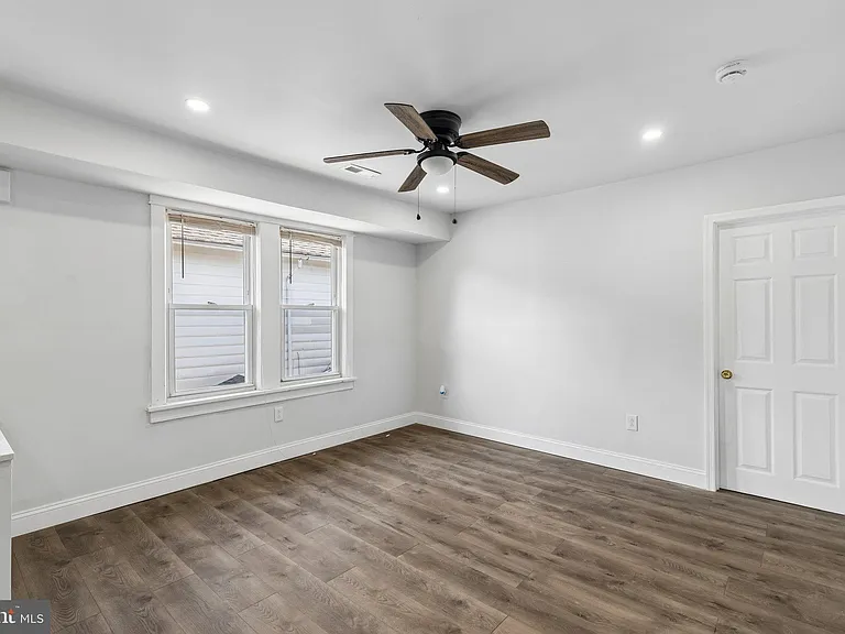 124 Lexington Ave #2 — Photo 3