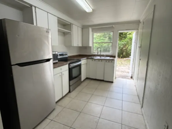 180 Lake Shore Dr #1C, Altamonte Springs, FL 32714
