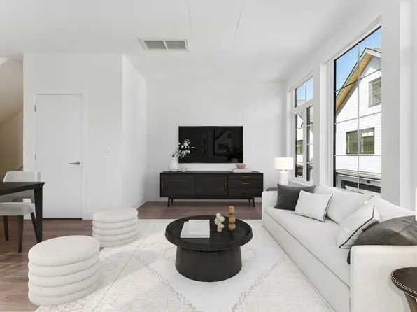 10188 No 1 Rd #26, Richmond, BC V7E 1R6