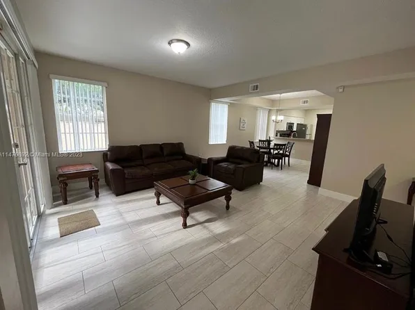 14827 Balgowan Rd APT 104-8, Miami Lakes, FL 33016