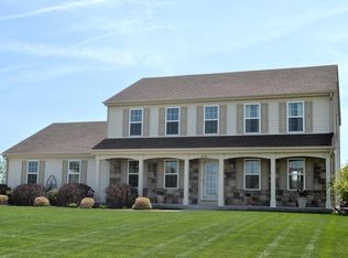 3170 Sherman Parc Cir, Jackson, WI 53037