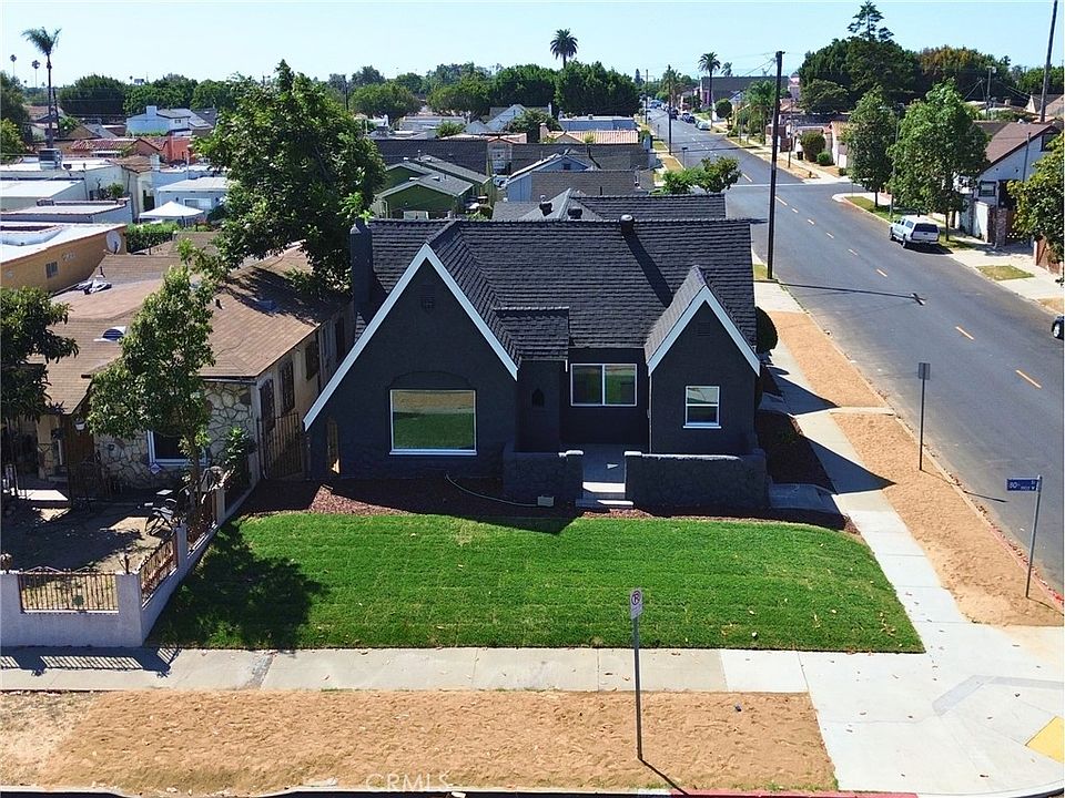 1st image of 1960 W 80th St