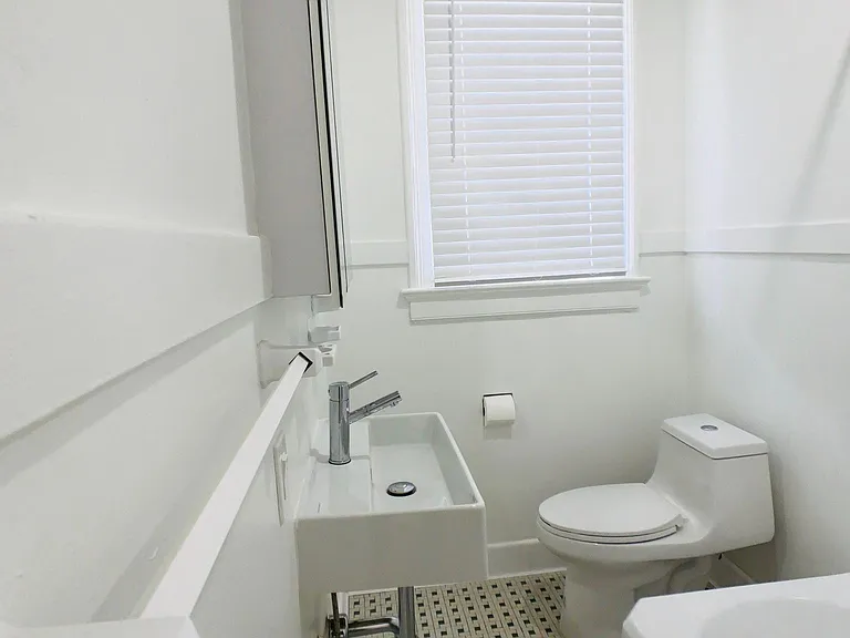 838 Lasalle St #2 — Photo 15