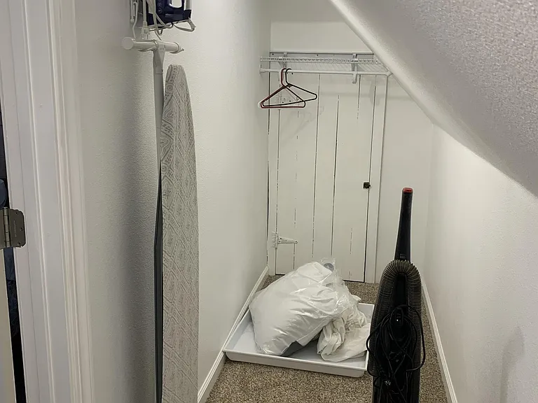 502 Grand Ave #1-B — Photo 3