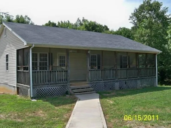 965 Woodmans Rd, Crewe, VA 23930