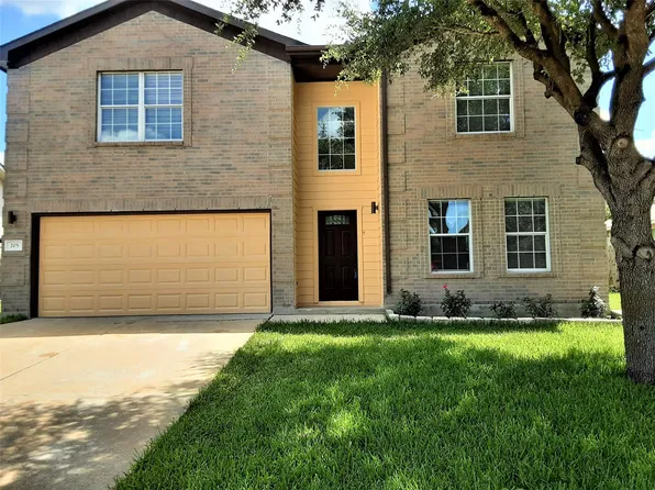 205 Rinehardt St, Hutto, TX 78634