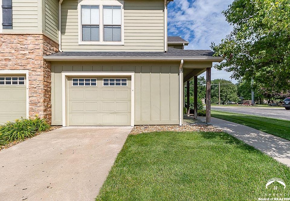 Saddlebrook Apartments Lawrence, KS Zillow