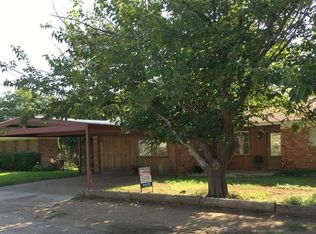 1406 N Avenue J, Haskell, TX 79521