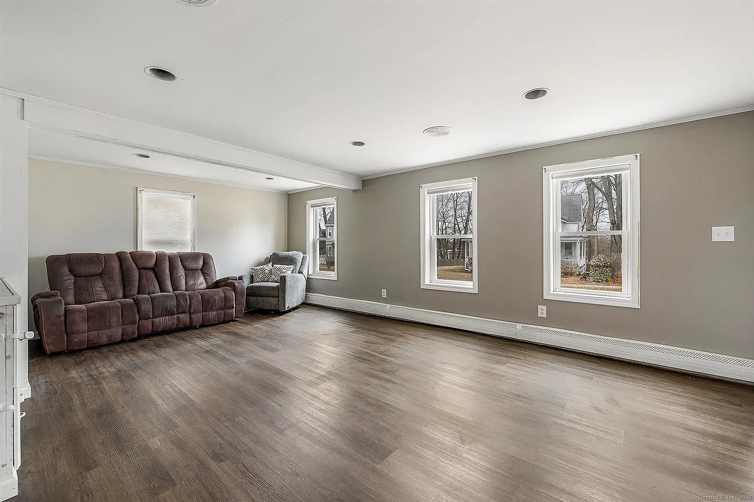 2 bed, 1500 sqft, $2,000 — Photo 2