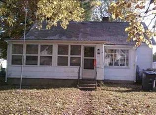 812 N Park St, Seymour, IN 47274