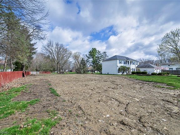 4th image of 20792 Sandalwood Ln