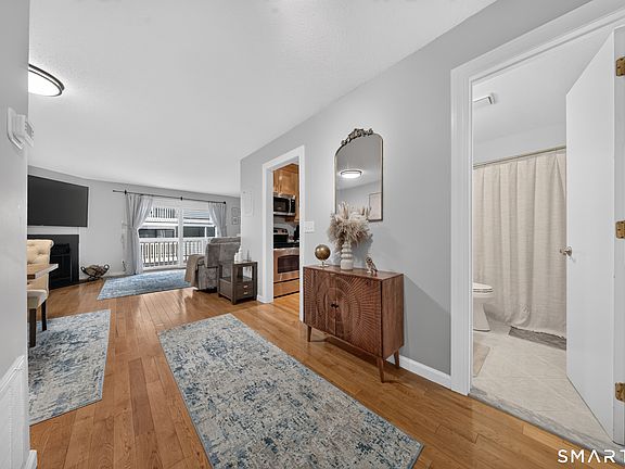 2nd image of 3 Oakwood Avenue #B3