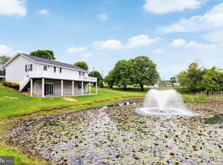 1328 Hahns Ln, Toms Brook, VA 22660
