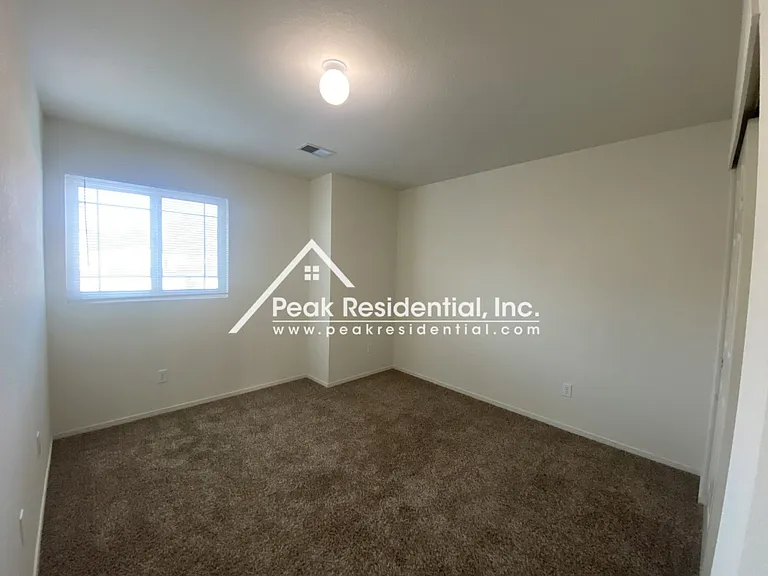 4930 Juniper Hill Pl — Photo 12