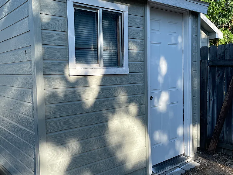 Shed