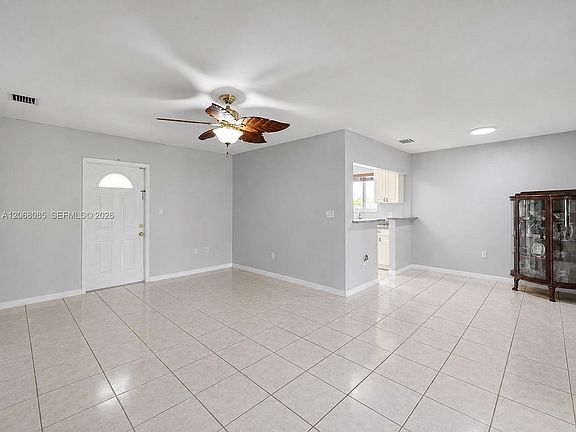 4th image of 16521 SW 294th Ter