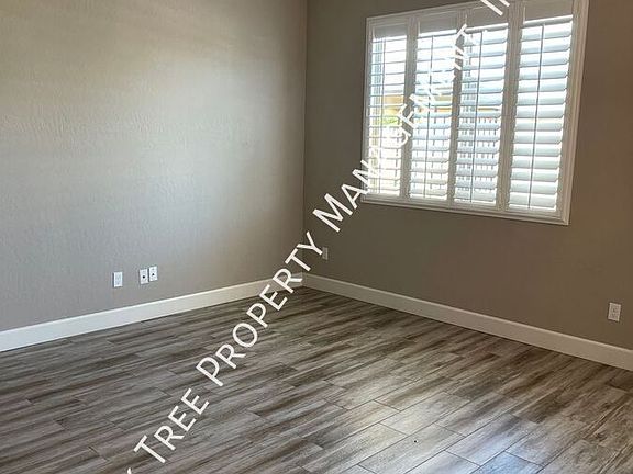 5th image of 1541 Herring Ln