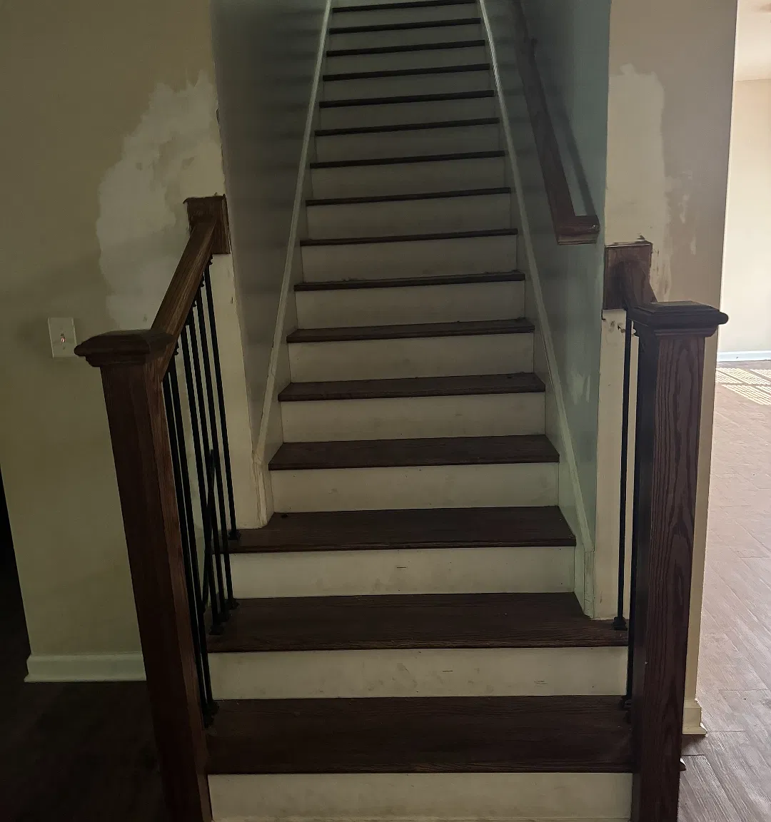 5 bed, 3654 sqft, $2,800 — Photo 2