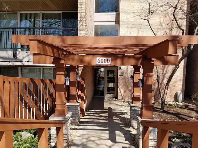 1st image of 6000 Oakwood Dr APT 4A