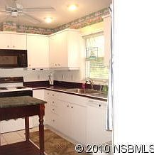 4th image of 1347 Wayne Ave