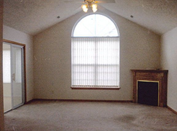 5th image of 1130 Cobblefield Dr